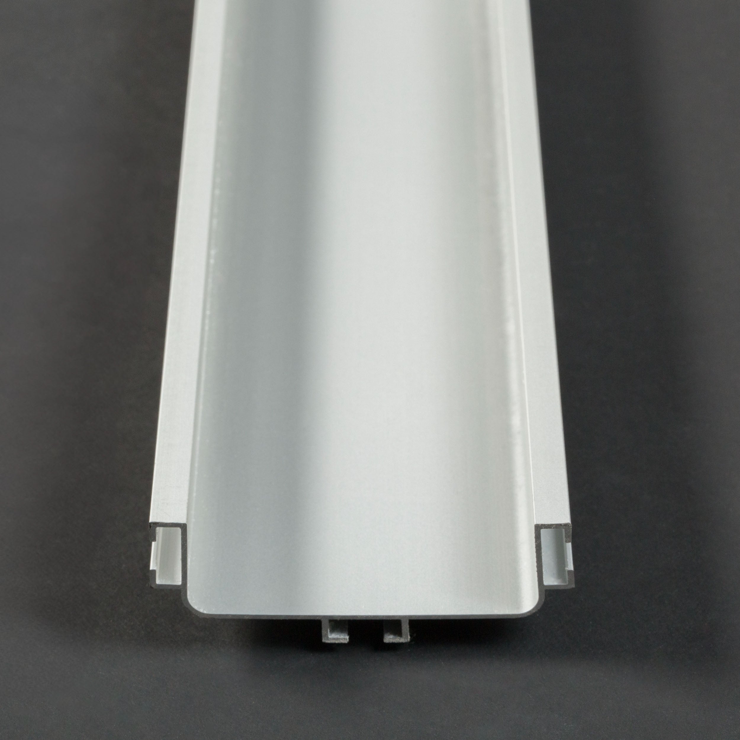 Tirador Gola Tipo U Aluminio 3 Metros