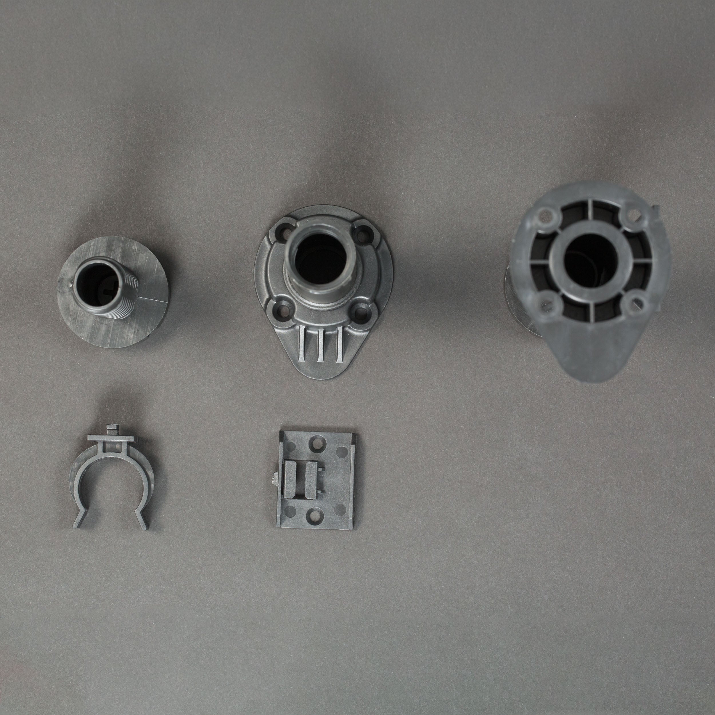 Juego 4 und. Pata Plástica 150 mm. Para Zócalo