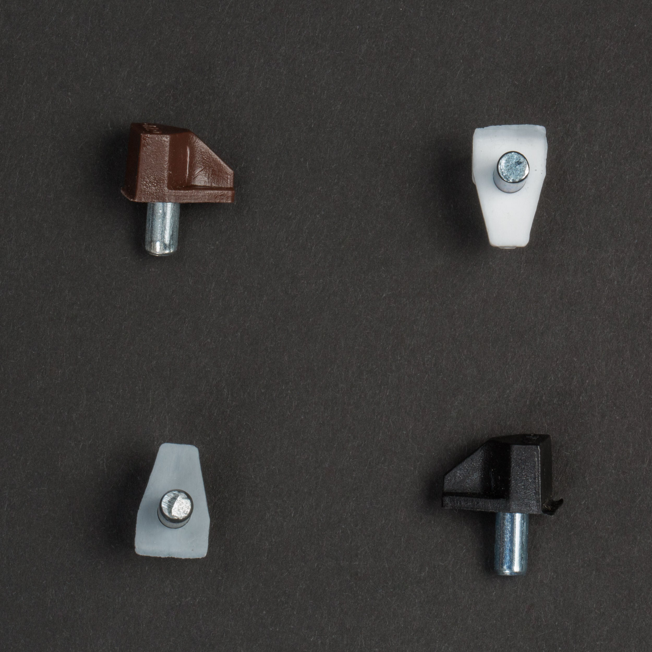 Soporte de Repisa PM Negro 100 und.