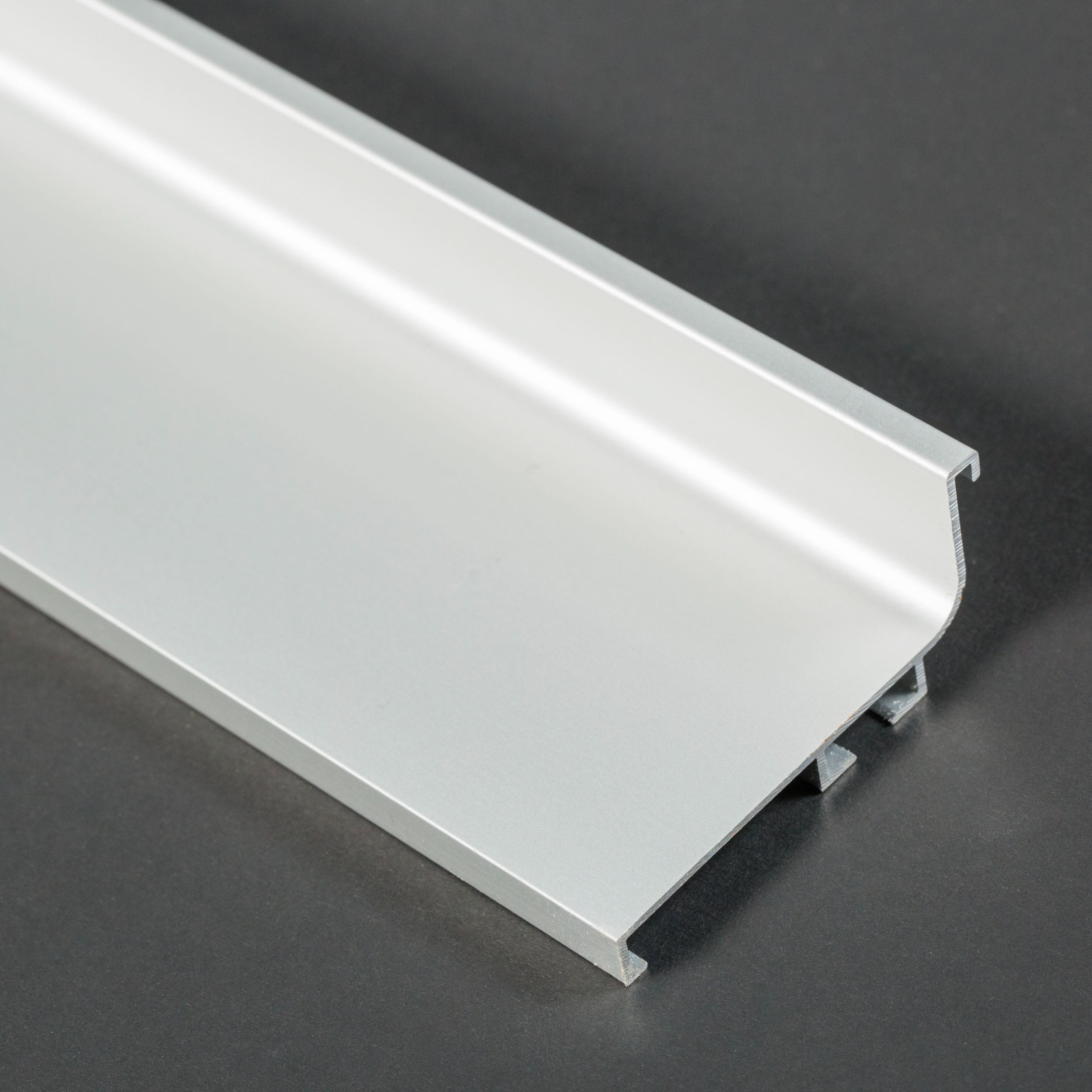 Tirador Gola Tipo J Aluminio 3 Metros