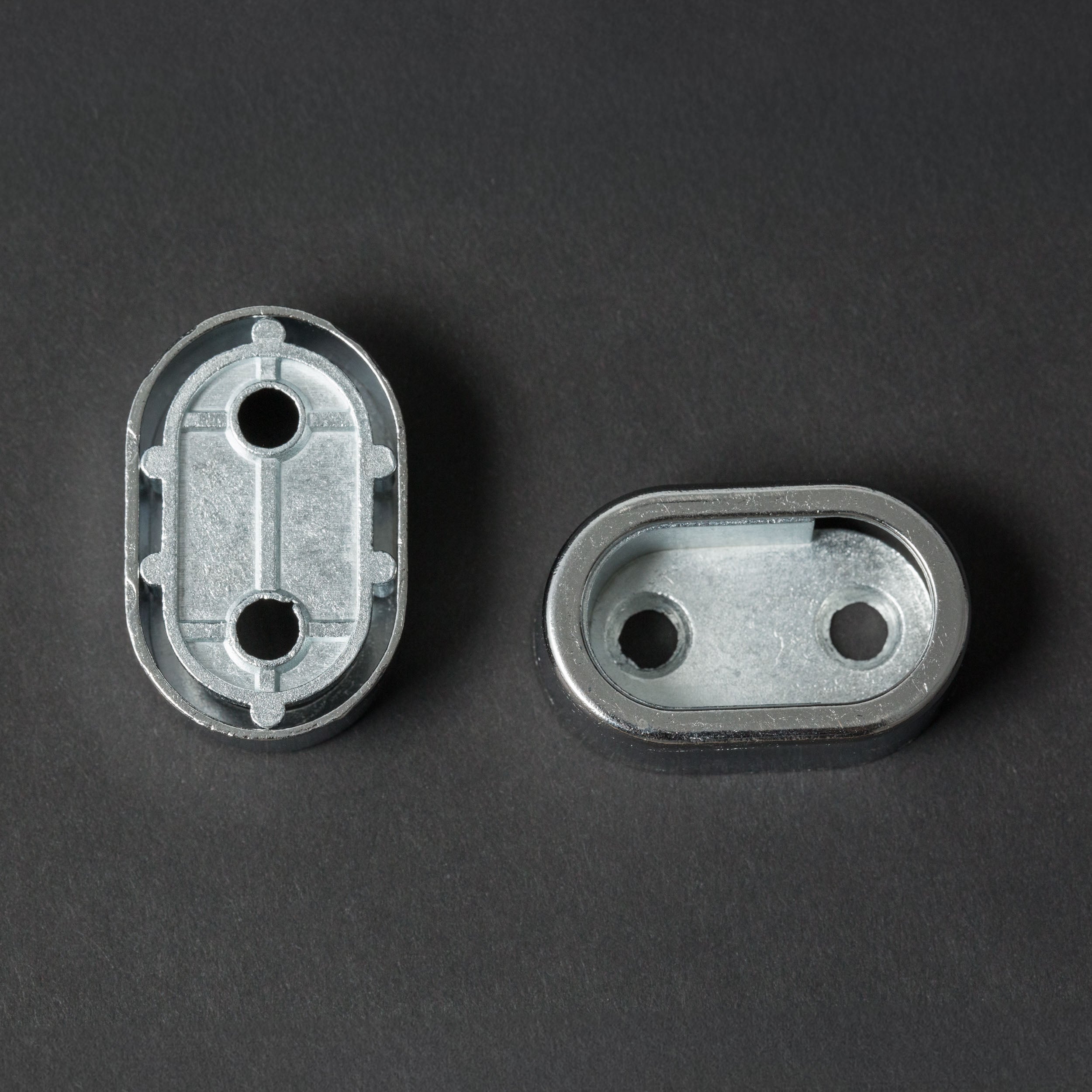 Soporte de Barra Ovalada Lateral con Tapa und.