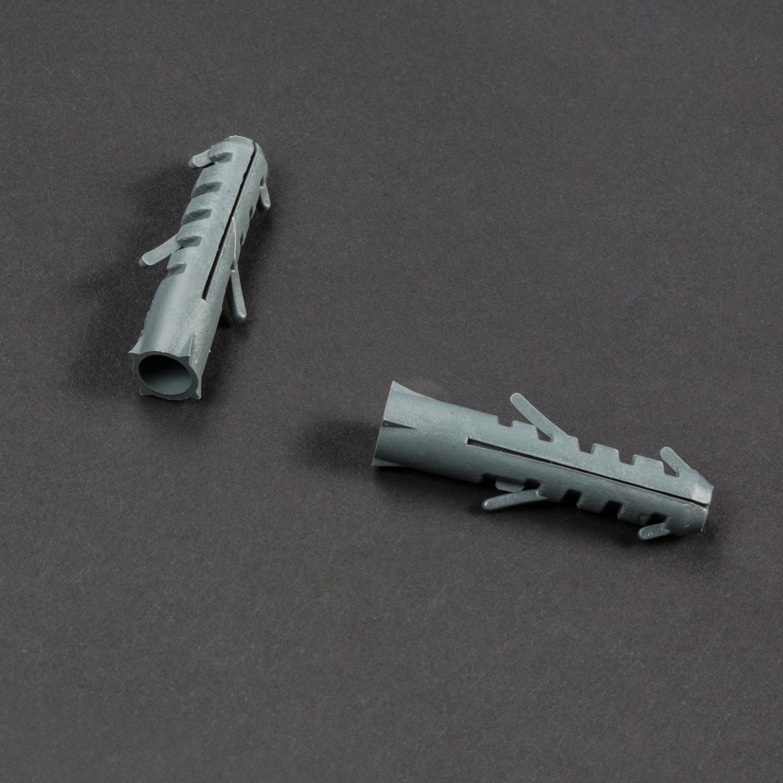 Tarugo Plástico 10" 100 und.