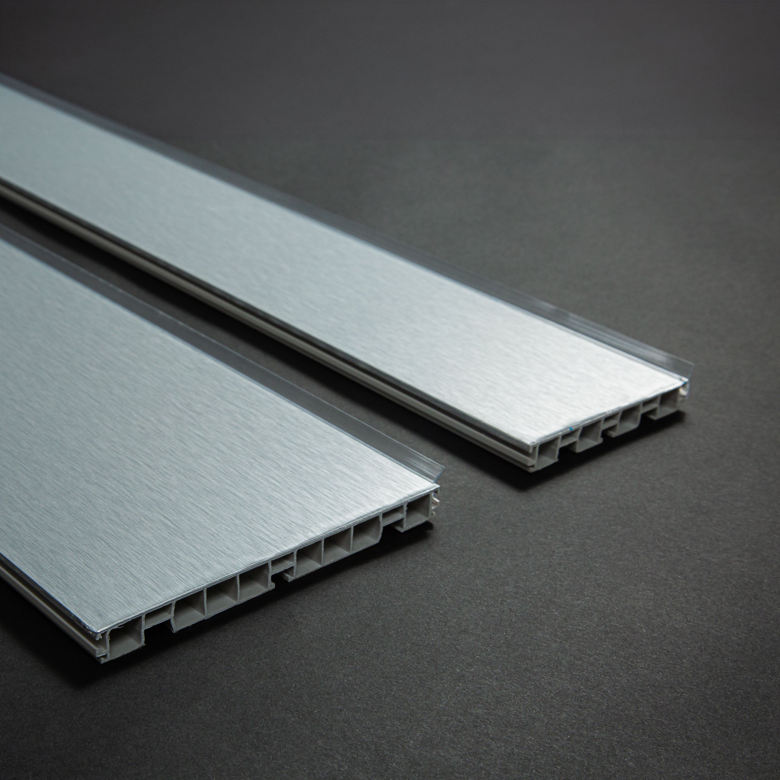 Zocalo PVC Color Aluminio 10 cm. 3 Metros