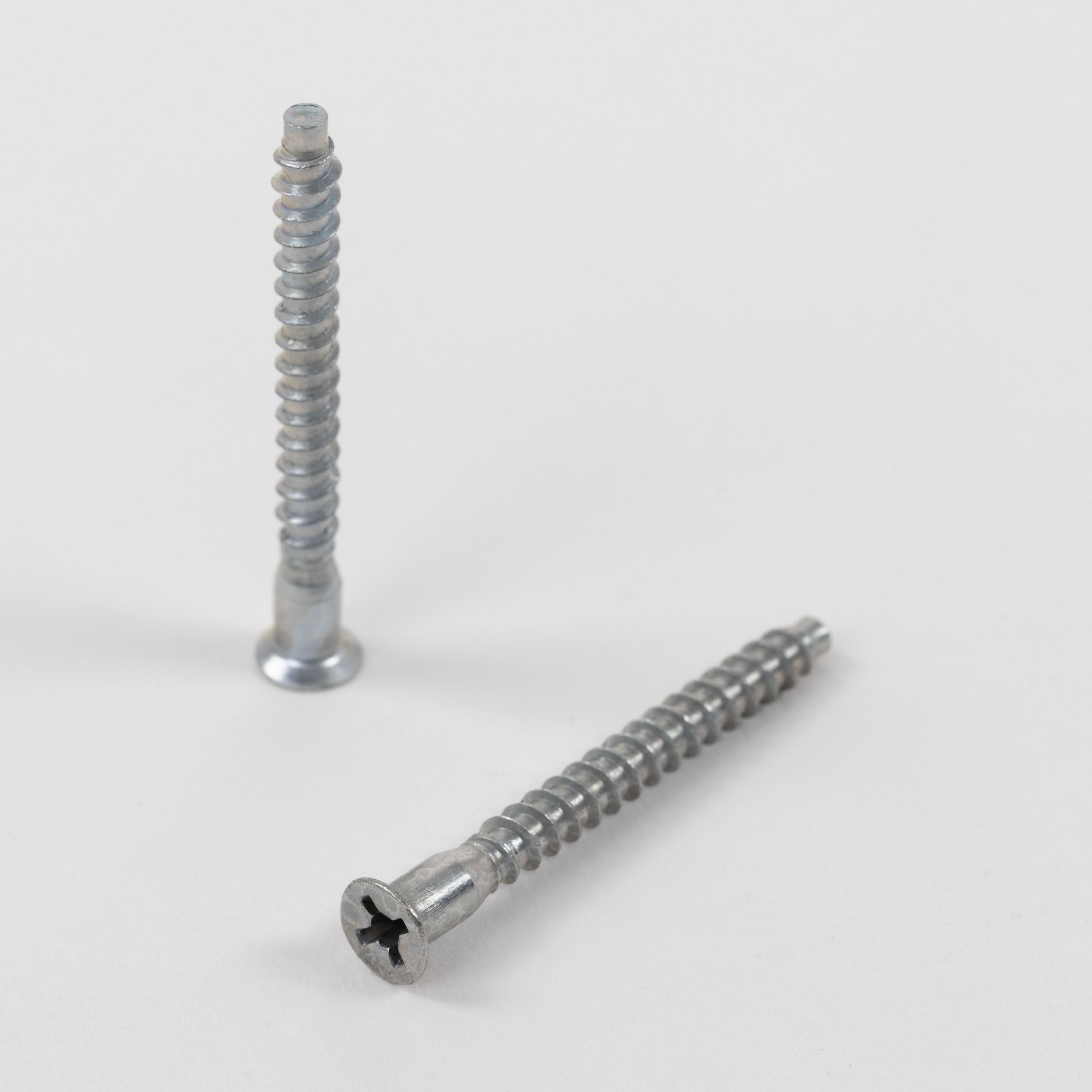 Tornillo Soberbio 5 x 40 100 und.